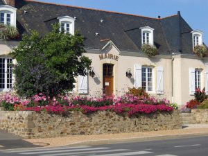 Mairie Saint Christophe, La Chapelle Saint Aubin